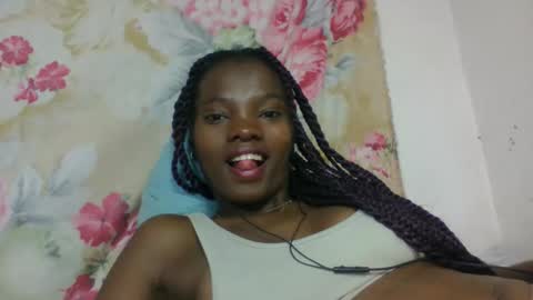 Snapshot of aadienne chatting on April 30, 2026, 6:25 pm aadienne online show from April 30, 2026, 6:25 pm