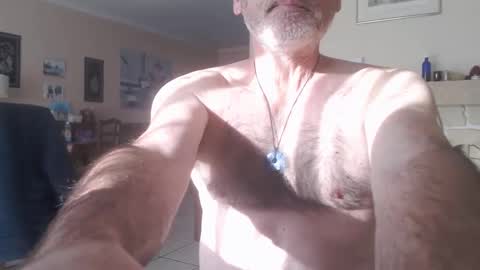 Aalex1717 online show from January 1, 2025, 1:27 pm