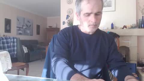 Aalex1717 online show from February 4, 2025, 1:06 pm