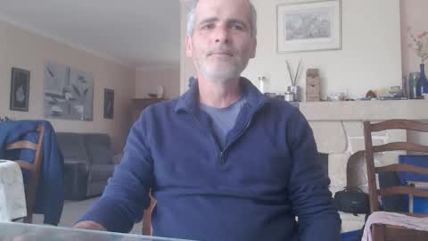 Snapshot of aalex1717 chatting on May 3, 2026, 7:47 am Aalex1717 online show from May 3, 2026, 7:47 am