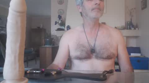 Snapshot of aalex1717 chatting on June 12, 2026, 4:33 am Aalex1717 online show from June 12, 2026, 4:33 am