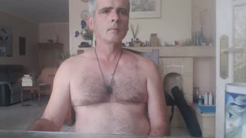 Snapshot of aalex1717 chatting on July 15, 2026, 9:58 am Aalex1717 online show from July 15, 2026, 9:58 am