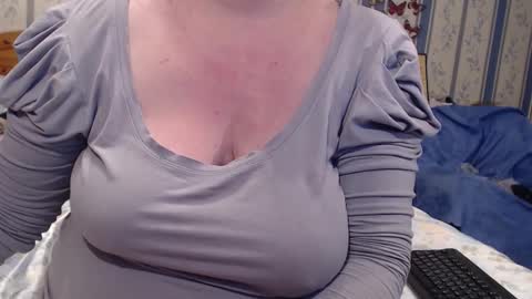 NINA online show from September 30, 2025, 10:59 pm