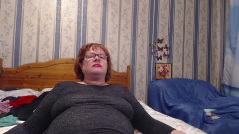 NINA online show from April 3, 2026, 7:45 pm