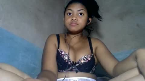 Snapshot of aariciah chatting on November 25, 2025, 8:03 am aariciah online show from November 25, 2025, 8:03 am