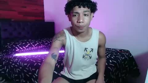 Snapshot of aarom_ chatting on April 17, 2026, 11:52 pm aarom online show from April 17, 2026, 11:52 pm