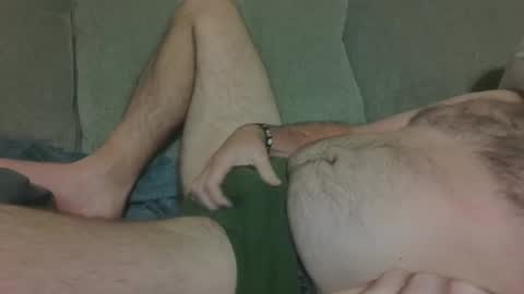 aaron082 online show from November 5, 2025, 10:48 am