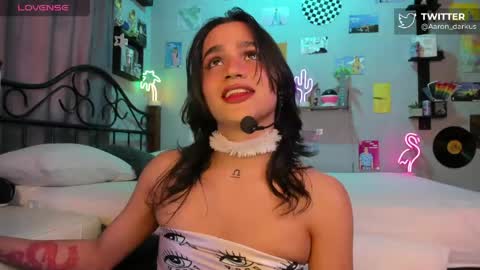 Snapshot of aaron_darkus chatting on May 16, 2026, 5:56 pm Aaron online show from May 16, 2026, 5:56 pm