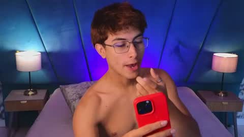 Aaron Ezequiel online show from July 17, 2026, 1:07 pm