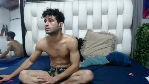 Snapshot of aaron_jones_1 chatting on May 2, 2026, 7:19 pm aaron_jones_1 online show from May 2, 2026, 7:19 pm