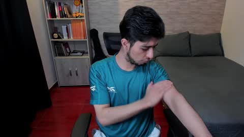 Aaron online show from January 7, 2025, 11:03 pm