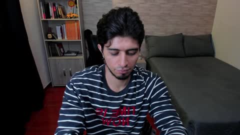 Aaron online show from February 7, 2025, 10:20 pm