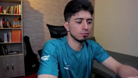 Aaron online show from March 7, 2025, 9:17 pm