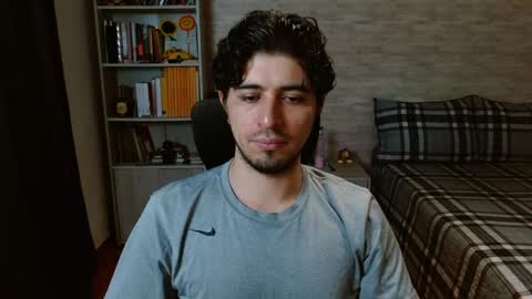 Aaron online show from April 21, 2026, 10:23 pm