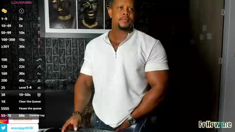 Aaron online show from September 28, 2025, 8:52 am