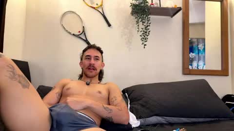 Snapshot of aaron_wheel chatting on May 16, 2026, 5:12 pm aaron_wheel online show from May 16, 2026, 5:12 pm