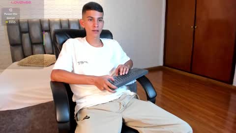 Aaron online show from March 20, 2026, 8:14 pm