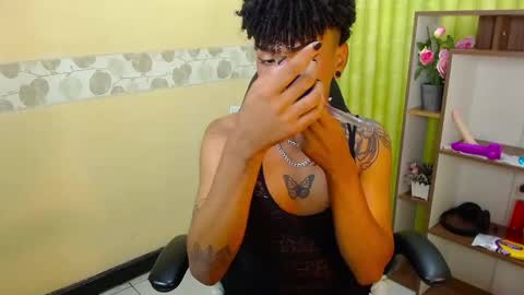 im NiallDun online show from January 10, 2025, 3:50 am