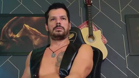 Aaron online show from March 8, 2026, 6:01 pm