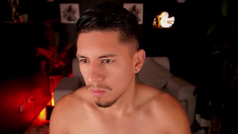 AARON  online show from September 30, 2025, 1:16 pm