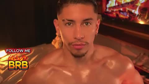 Snapshot of aaronfox_ chatting on July 7, 2026, 11:53 pm AARON online show from July 7, 2026, 11:53 pm