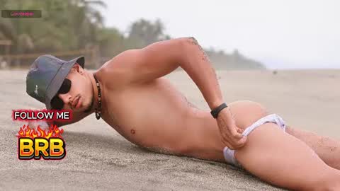 Snapshot of aaronfox_ chatting on July 20, 2026, 10:45 pm AARON online show from July 20, 2026, 10:45 pm