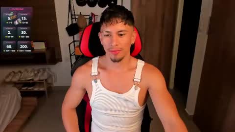 Snapshot of aaronfox_ chatting on July 24, 2026, 1:47 am AARON online show from July 24, 2026, 1:47 am