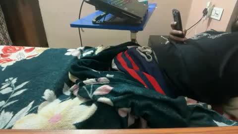 aaryan_sexoo online show from September 17, 2025, 9:11 am