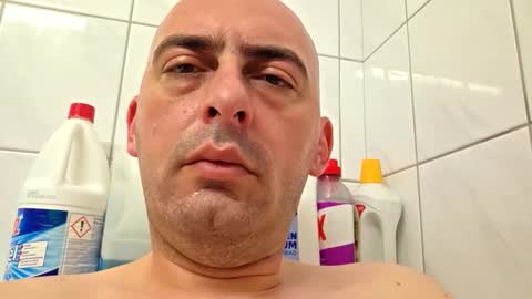 abas1986 online show from April 21, 2026, 8:09 am