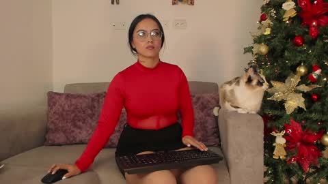 Abbey  IG abby allenn  04 December Online at  I will be on vacation dont forget me  See you soon   online show from December 14, 2024, 12:01 am