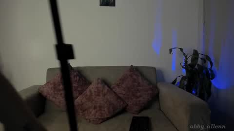 Abbey  IG abby allenn  04 December Online at  I will be on vacation dont forget me  See you soon   online show from November 15, 2025, 11:32 pm