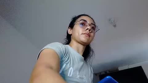 Martina online show from March 5, 2025, 6:01 pm