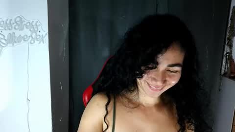 Snapshot of abbi_mooncb chatting on May 10, 2026, 3:17 pm Abbi mooncb online show from May 10, 2026, 3:17 pm