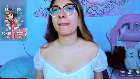 Snapshot of abbie_senjen chatting on May 27, 2026, 7:00 pm April online show from May 27, 2026, 7:00 pm