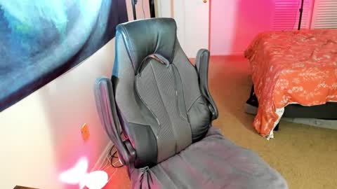 Abbie  Morgan online show from January 11, 2026, 10:59 pm