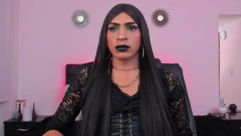 Abbigail Fuster  online show from February 4, 2025, 7:18 am