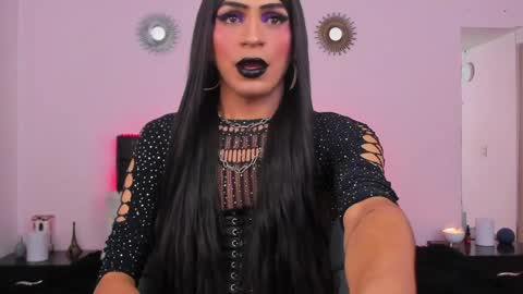 Abbigail Fuster  online show from February 7, 2025, 10:08 am