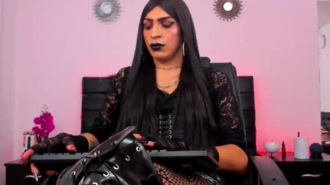 Abbigail Fuster  online show from February 12, 2025, 10:56 am