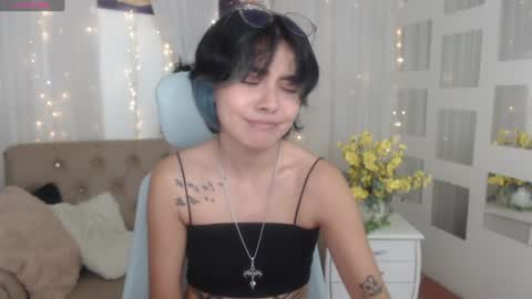 Snapshot of abbiross chatting on January 15, 2025, 6:40 pm Abbi online show from January 15, 2025, 6:40 pm