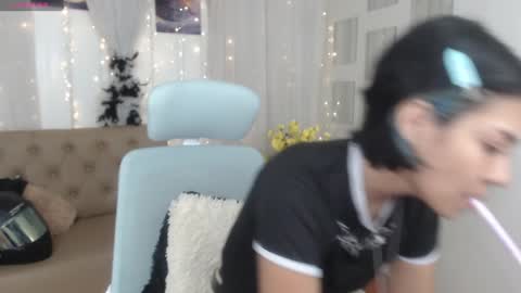 Snapshot of abbiross chatting on January 16, 2025, 7:20 pm Abbi online show from January 16, 2025, 7:20 pm