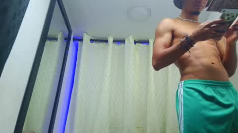 Snapshot of abby_and_david_hot chatting on May 25, 2026, 11:00 pm abby online show from May 25, 2026, 11:00 pm