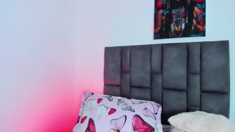 abby jones online show from October 18, 2025, 3:42 am