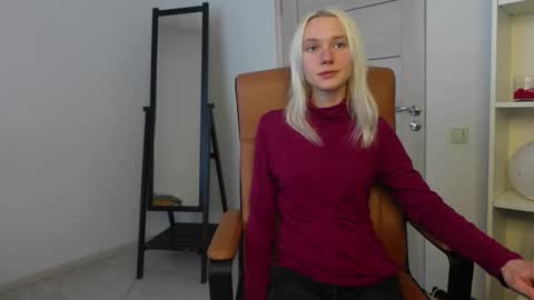 Snapshot of abby_laker chatting on October 13, 2025, 1:22 pm ABBY LAKER online show from October 13, 2025, 1:22 pm