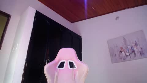 ABBY online show from September 20, 2025, 11:22 am