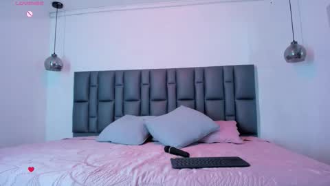 abbyadams23 online show from November 19, 2025, 3:06 am