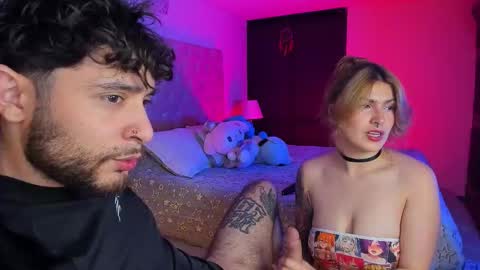 START TRANSMISSION ---- AM COLOMBIA TIME online show from October 12, 2025, 11:04 pm