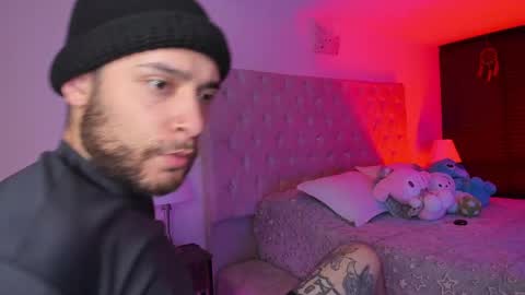 START TRANSMISSION ---- AM COLOMBIA TIME online show from April 28, 2026, 7:02 am