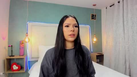 Abby Dixon  online show from March 7, 2025, 11:27 pm