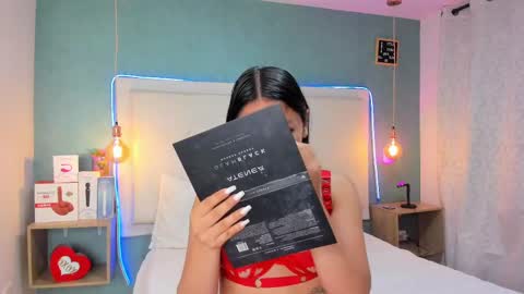 Abby Dixon  online show from September 19, 2025, 8:53 pm