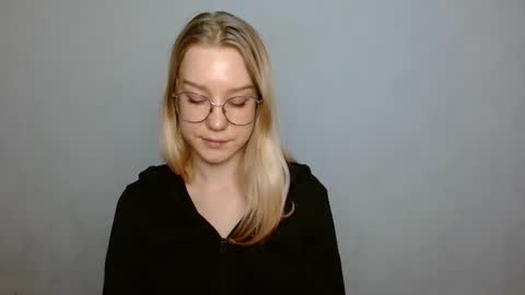 Snapshot of abbymoore__ chatting on January 28, 2025, 1:05 pm Abby Lovense is active online show from January 28, 2025, 1:05 pm